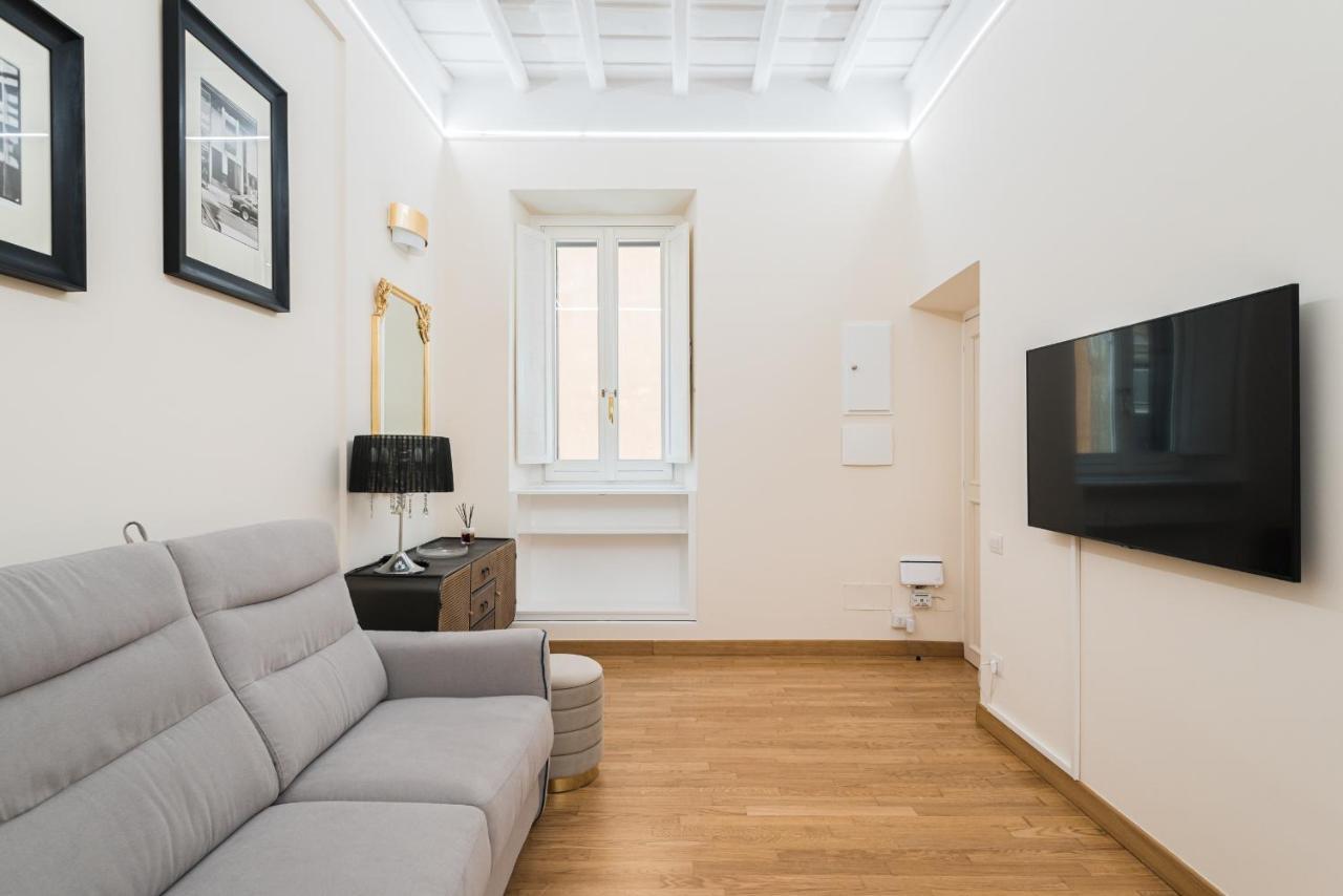 Lupa Luxury Apartment Рим Екстер'єр фото
